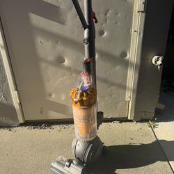 Vacuum Cleaner Dyson 