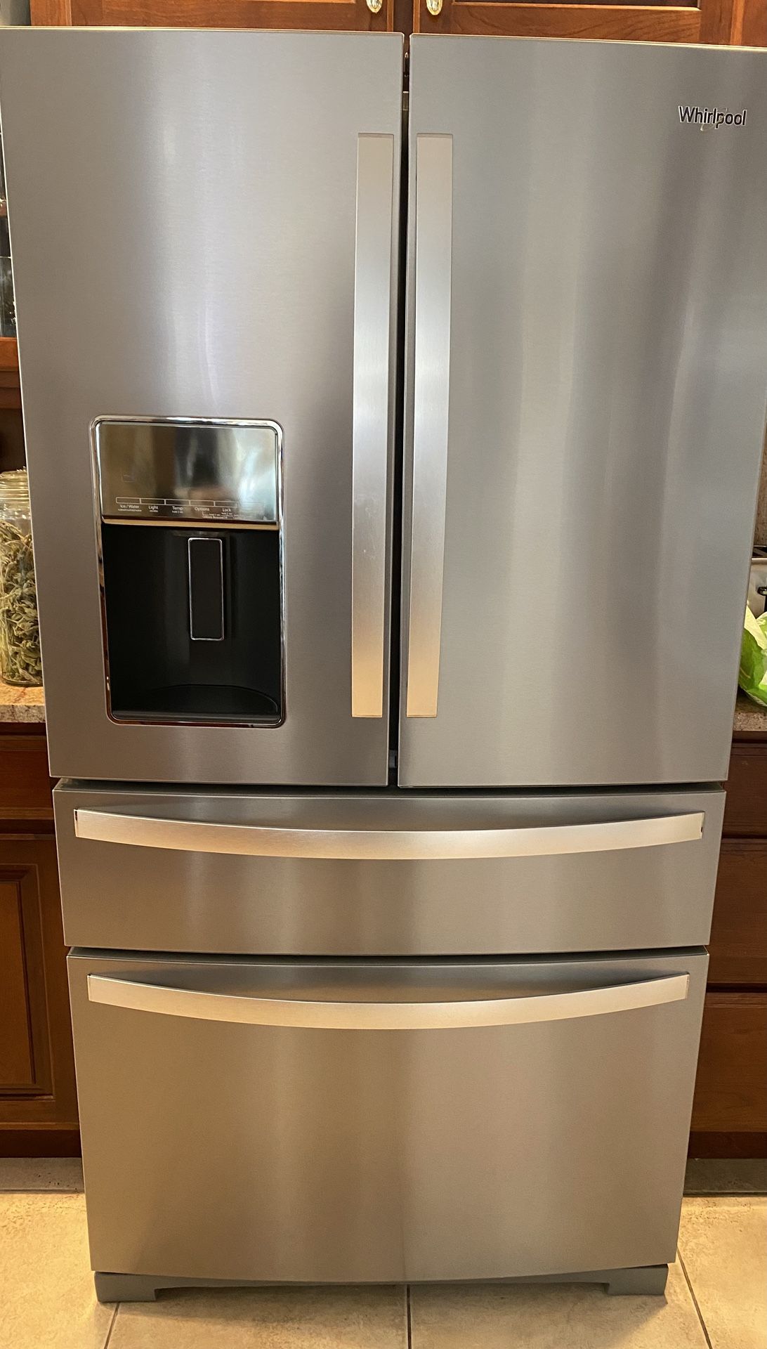 Whirlpool 26 Cu In French Doors. 4 Door Refrigerator/freezer