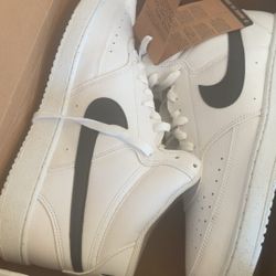 Brand New: Men’s Court Vision Mid 