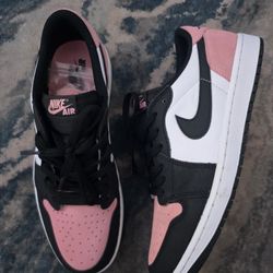 Jordan 1 retro low og
Bleached Coral