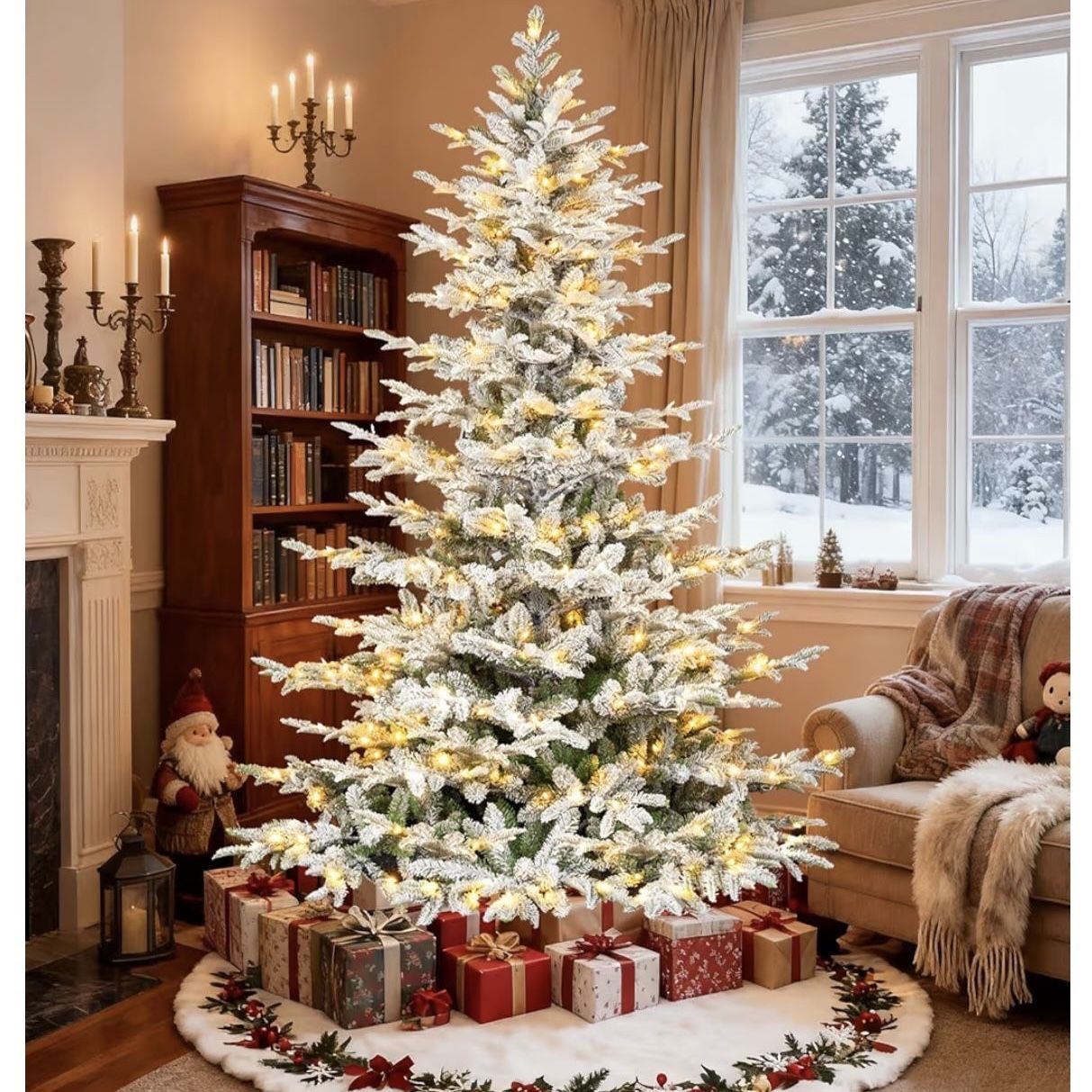 Boca Raton Snow Pre Lit Snow Flocked Christmas Tree 6.5 Ft for Sale in Boca Raton, FL ...