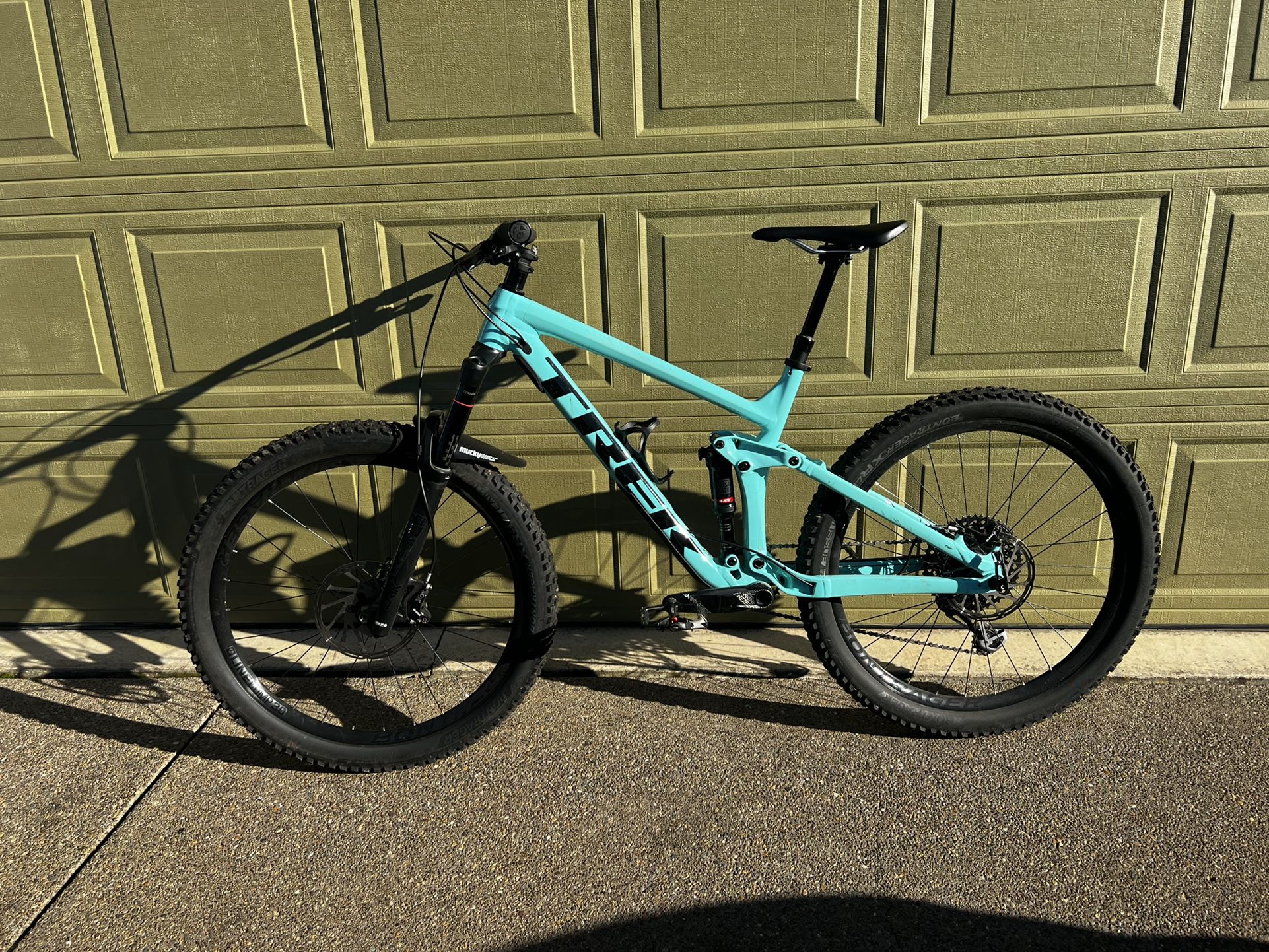 2019 Trek Remedy 8 27.5 Miami Green