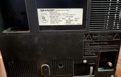 13" CRT TV VCR VHS Combo color retro gaming television model 1998