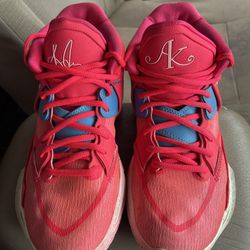 Kyrie Basketball Shoes 