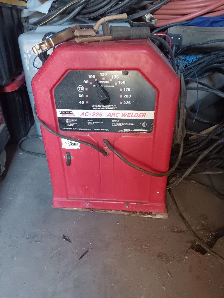 Lincoln 225 AC Arc Welder