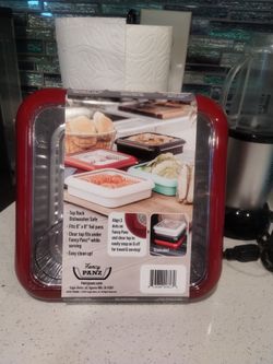 Fancy Panz Red Foil Pan Holder with Clear Lid