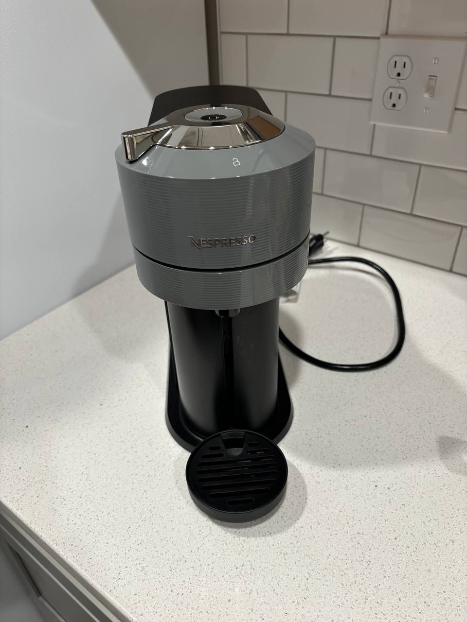 MOVING SALE!!! NESPRESSO VERTUO NEXT