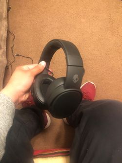 Skullcandy crusher wireless headphones