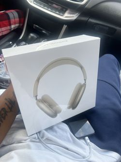 Air Pods Max Headphones 150$