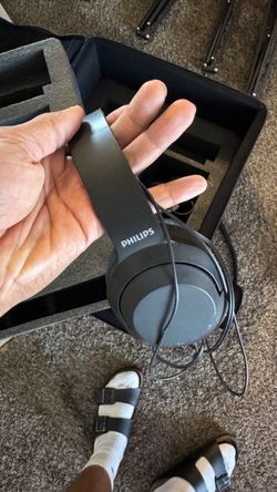 Philips Headphones — Podcast/Audio Monitoring