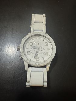 Nixon White Watch 51-30 