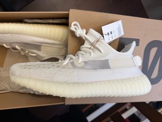 Yeezy v2 Bone size 11