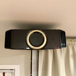 JVC RS500U (X750R) 4K DILA PROJECTOR