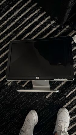HP w1907 19-inch Widescreen LCD Monitor