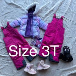 Snow Clothes Size 3t