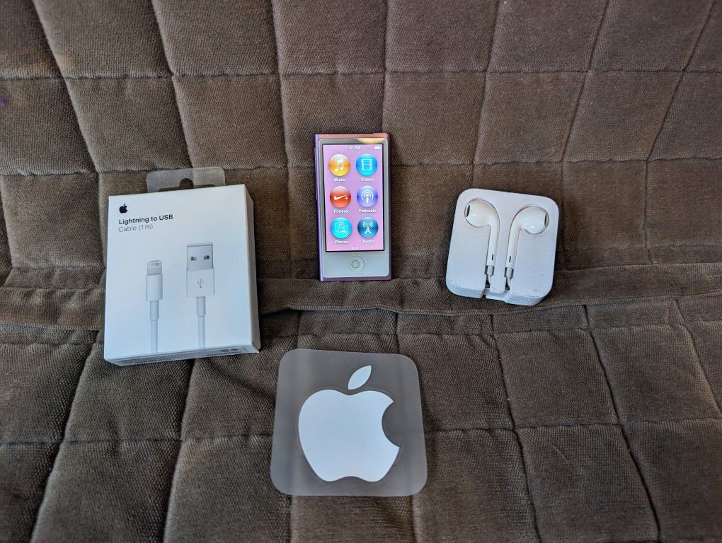 Apple iPod Nano (16gb)  7th Generation 