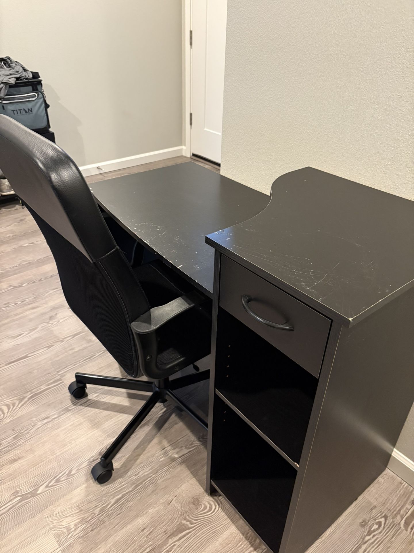 Desk And Chair