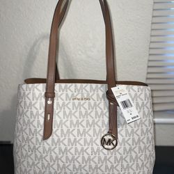 Michael Kors Logo Large Tote Bag #38f2g3mt3v vanilla/lugg. NEW