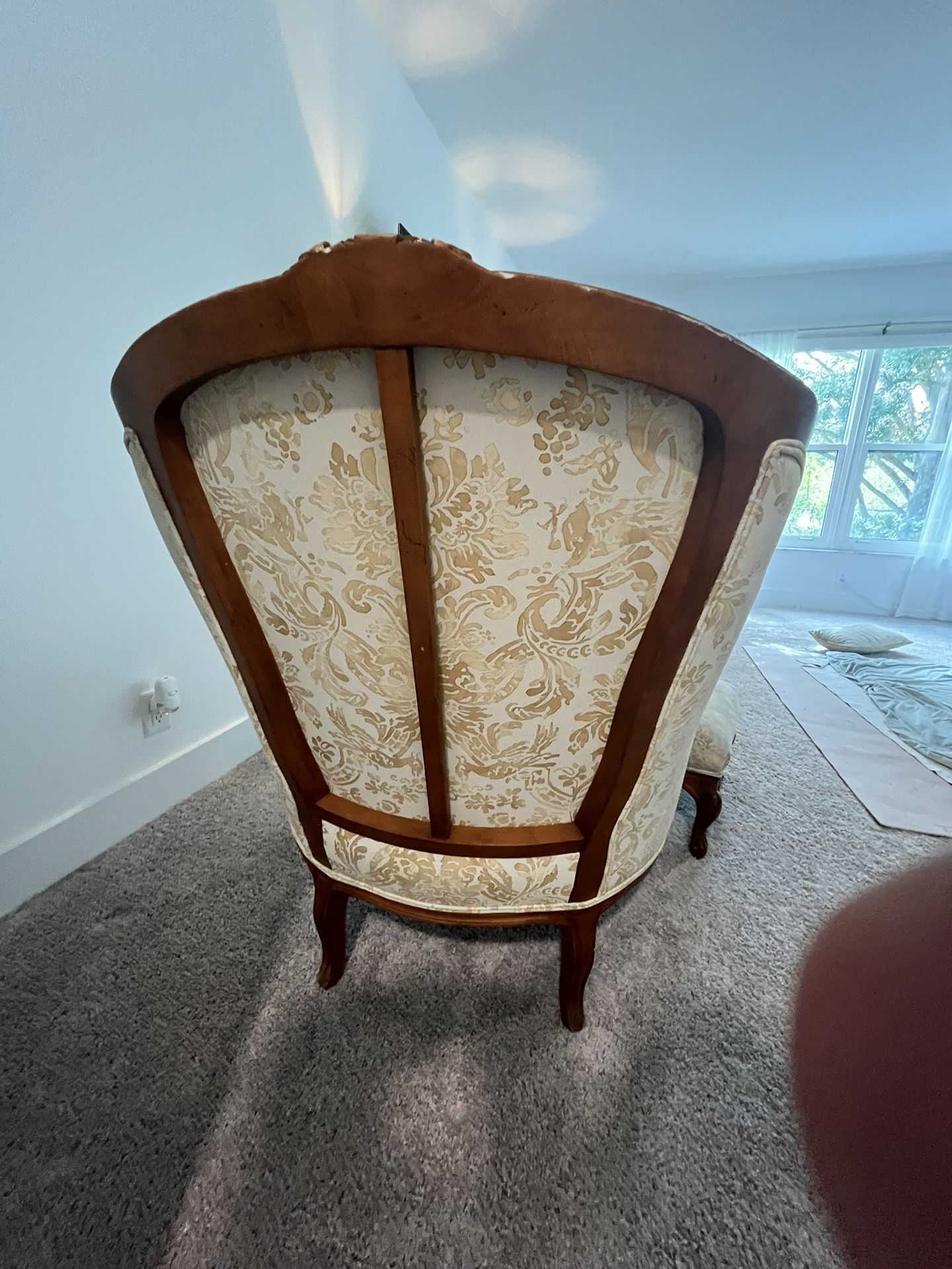 2 Captain Chairs With matching Ottomans