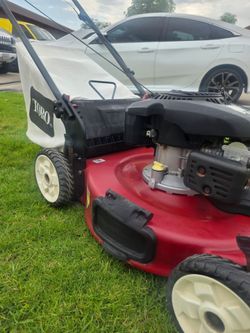 TORO GAS 22"IN RECYCLER SELF PROPELLED LANW MOWER