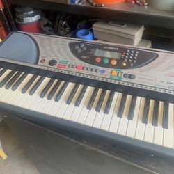 Yamaha Keyboard 