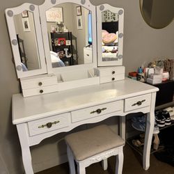 Vanity 