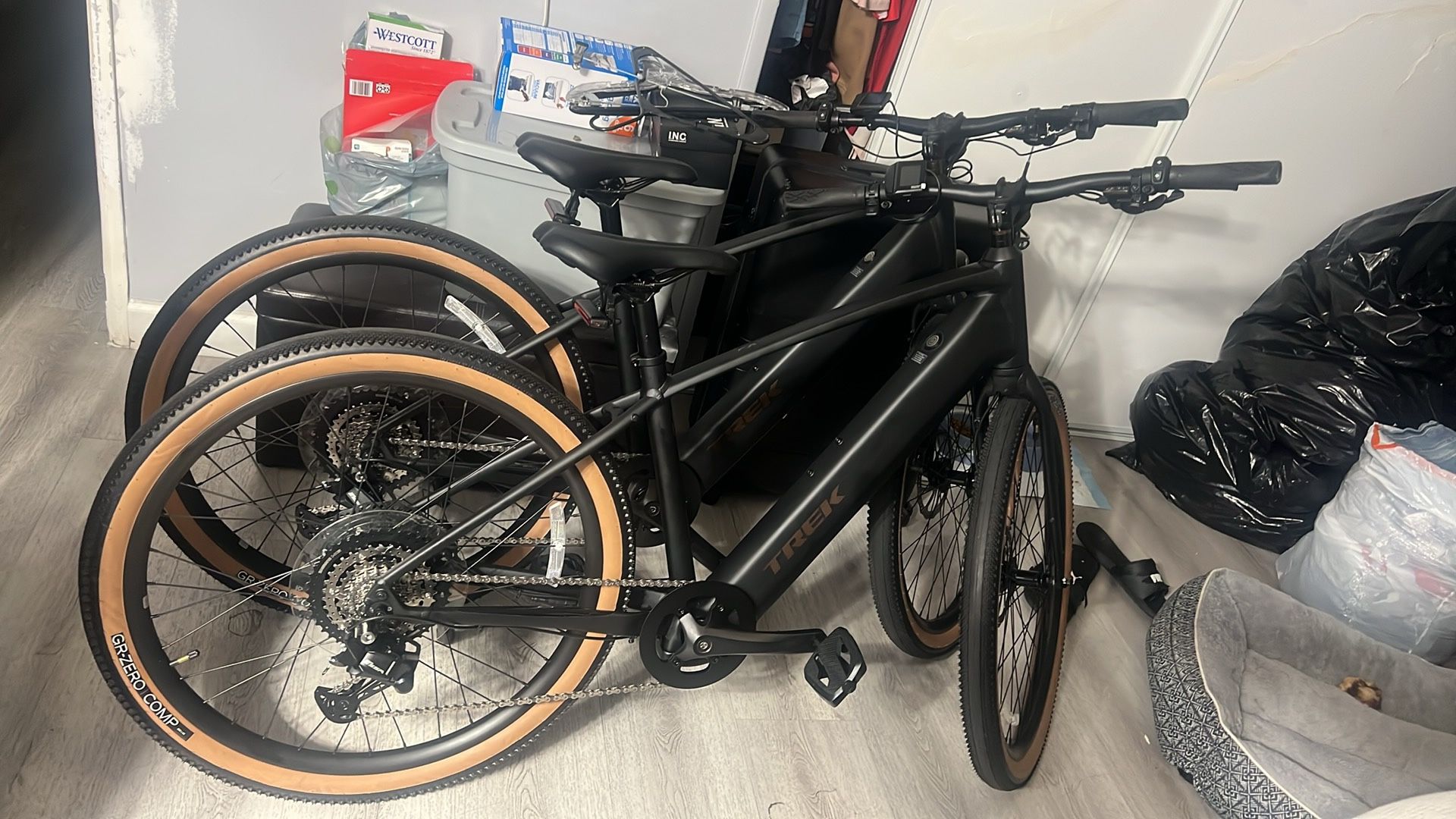 2 trek fx+ 1