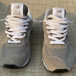 gray new balance 574 size 5y