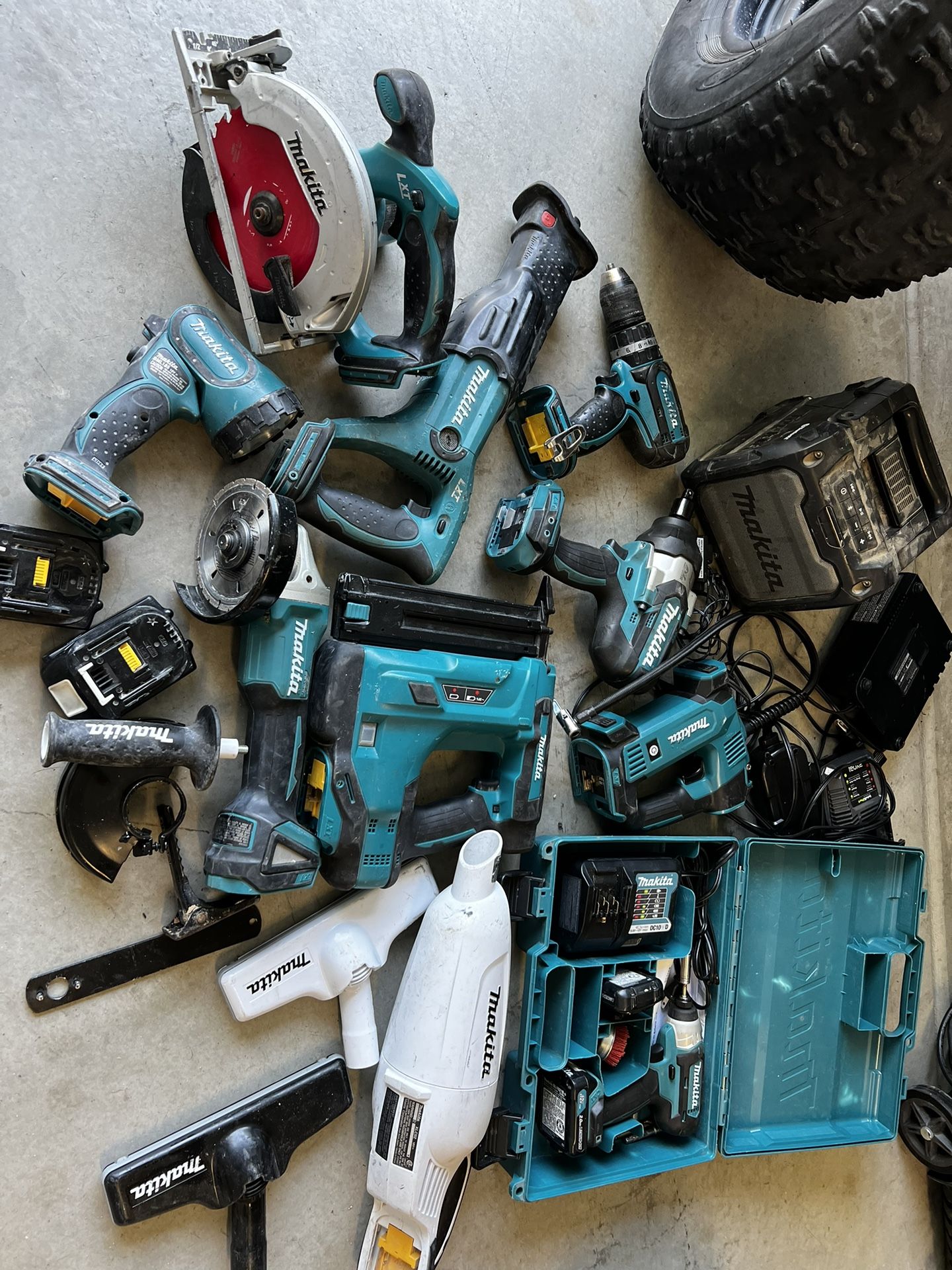 Makita 18v Power Tools Kit for Sale in Hemet, CA - OfferUp