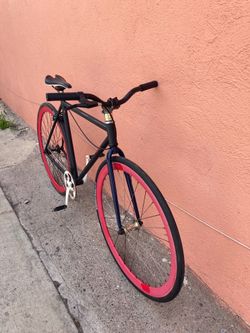 Fixie bike 54cm frame 700x28c tires good condition ready to ride