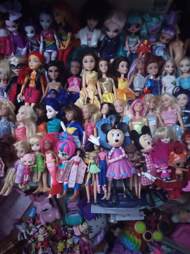 Huge Barbie Lot 