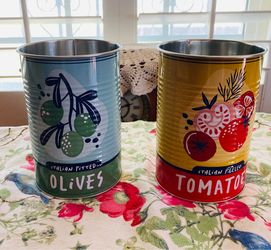 Vintage-style Tin Cans Olives & Tomatoes