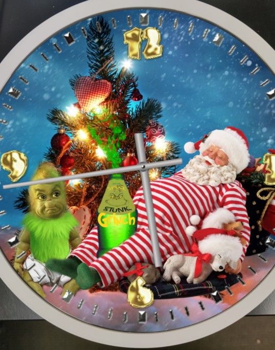 Grinch Drink Santa Claus Clock 