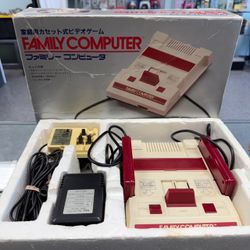 Nintendo Famicom Console in Box