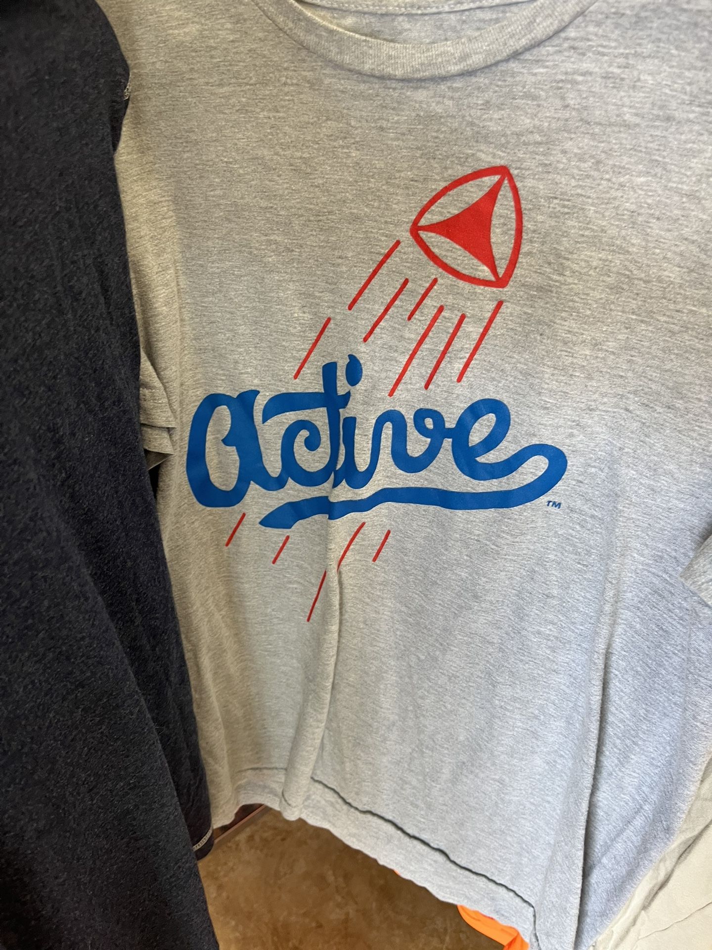 Active Dodger T shirt