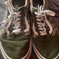 army green bandanna vans
