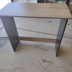 Small Computer Desk 