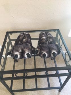 Animal Feet Slippers - Sz Medium