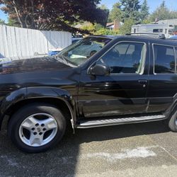 2003 Infiniti QX4