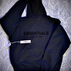 Essential hoodie