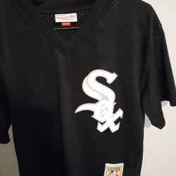 Lot Of 3 MLB Jerseys Size M Look! for Sale in Wichita, KS - OfferUp