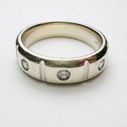 14k White Gold Ring with Diamonds size 9