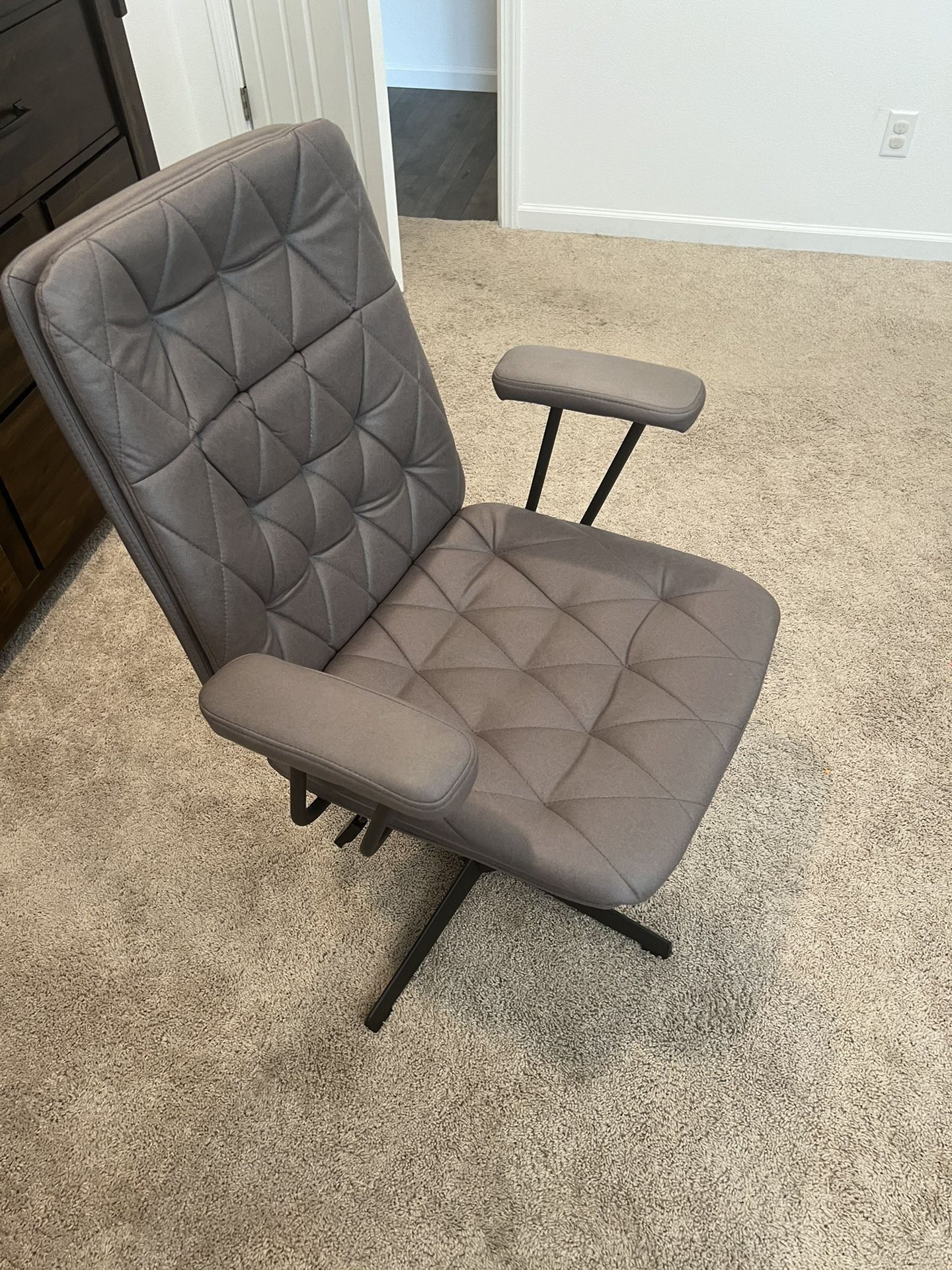 Office Swivel chair