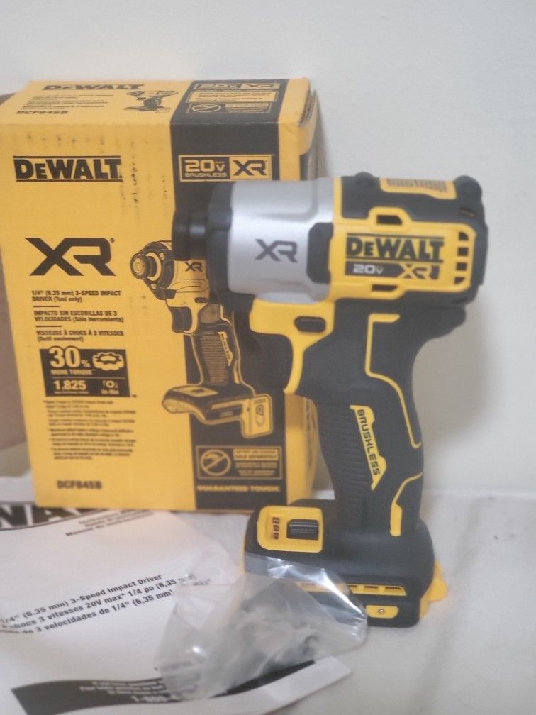 DEWALT Impact Dril DCF845 New