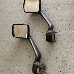 Peterbilt 579 Spot Mirrors