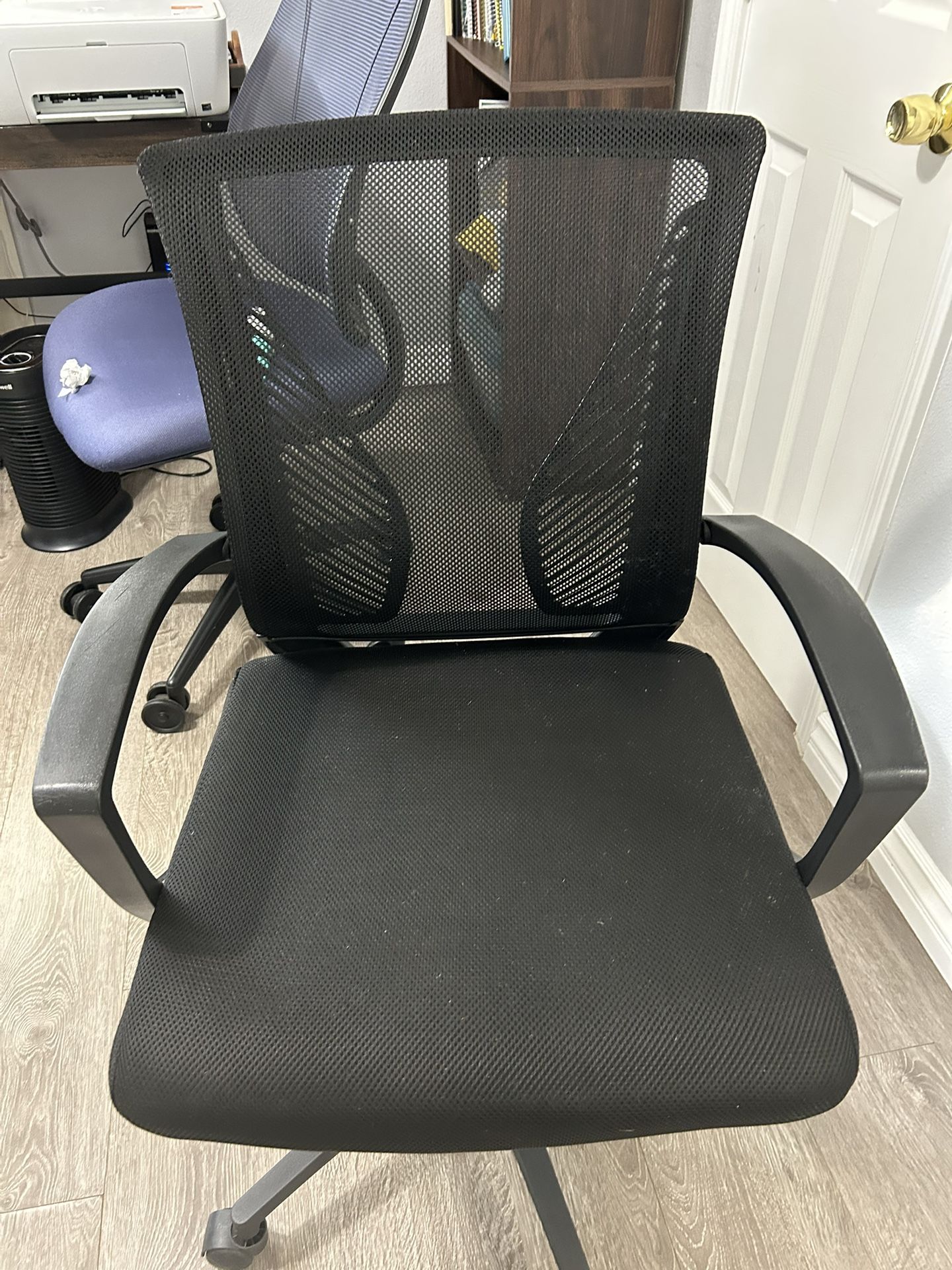 Office Desk Chair, Rolls & Is Adjustable In Height