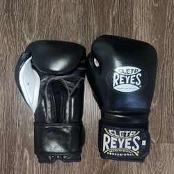 12oz Cleto  Reyes Boxing Gloves 