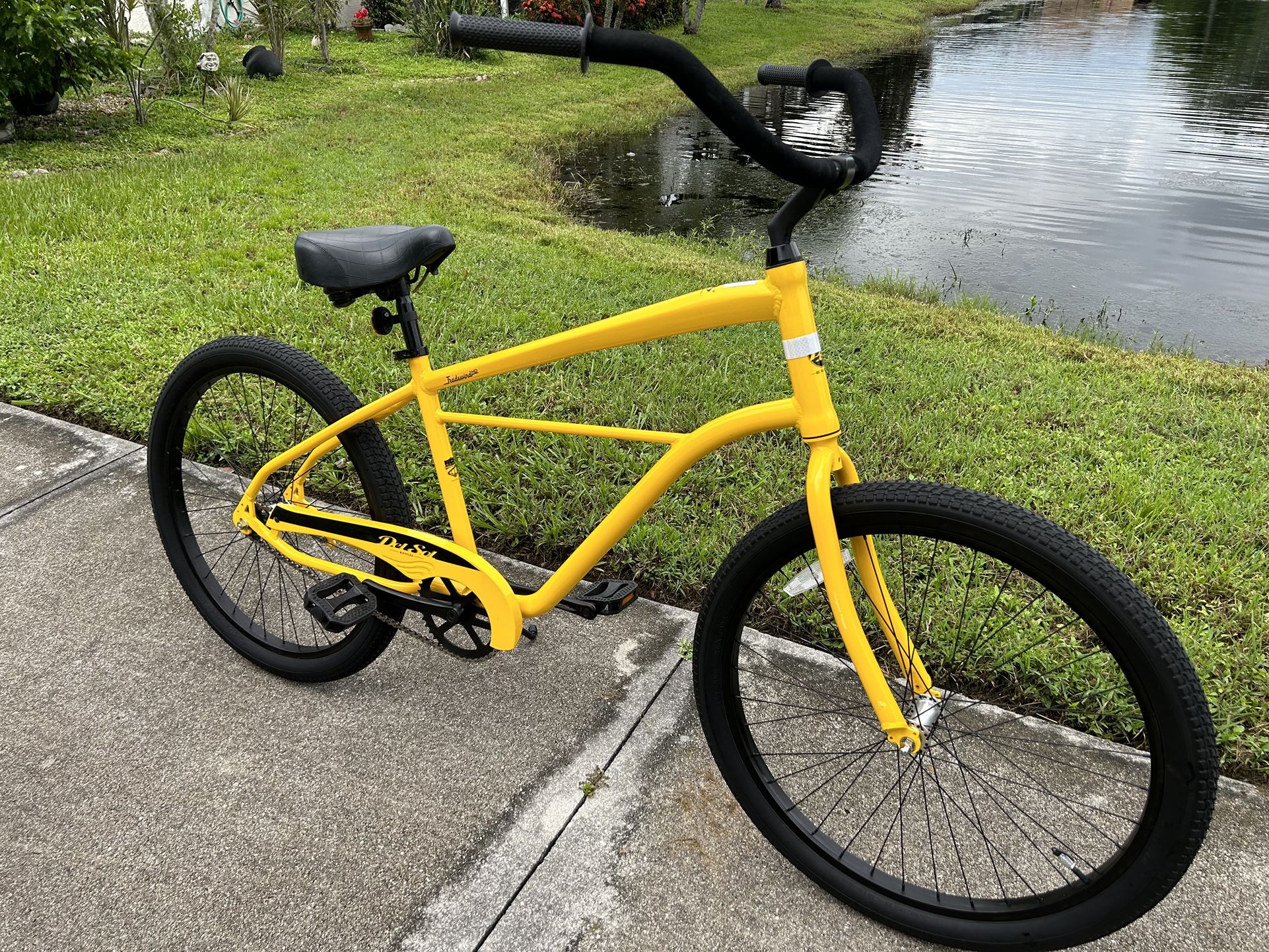 Del Sol Tradewind HD Top Quality Cruiser Bicycle SERVICED