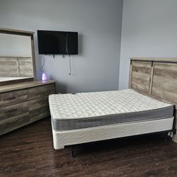 Full Size Bedroom