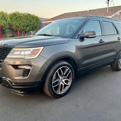 2018 Ford Explorer